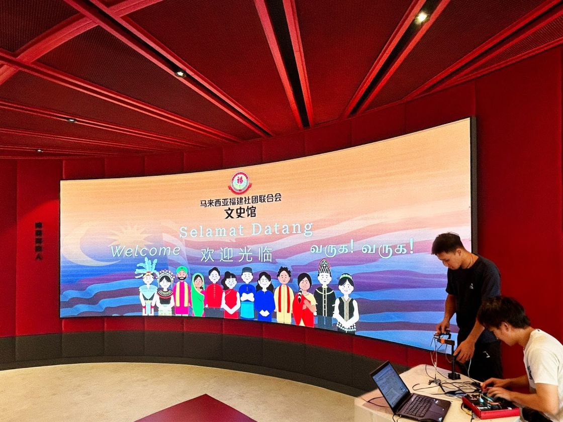 Digital signage installation and project management